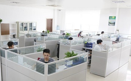 幕墻發(fā)光字廠(chǎng)家設計團隊丨百人設計團隊