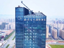 深圳樓體發(fā)光字廠(chǎng)家哪家好？