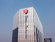 酒店樓體發光字造價多少？